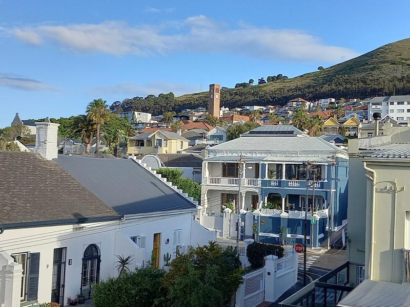 To Let 2 Bedroom Property for Rent in Green Point Western Cape